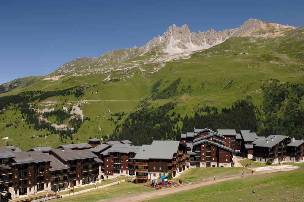 Résidence Odalys Le Hameau du Mottaret Méribel Esterno foto