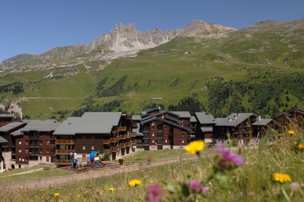 Résidence Odalys Le Hameau du Mottaret Méribel Esterno foto