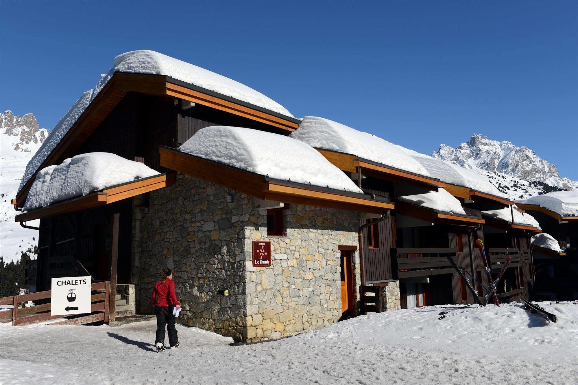 Résidence Odalys Le Hameau du Mottaret Méribel Esterno foto