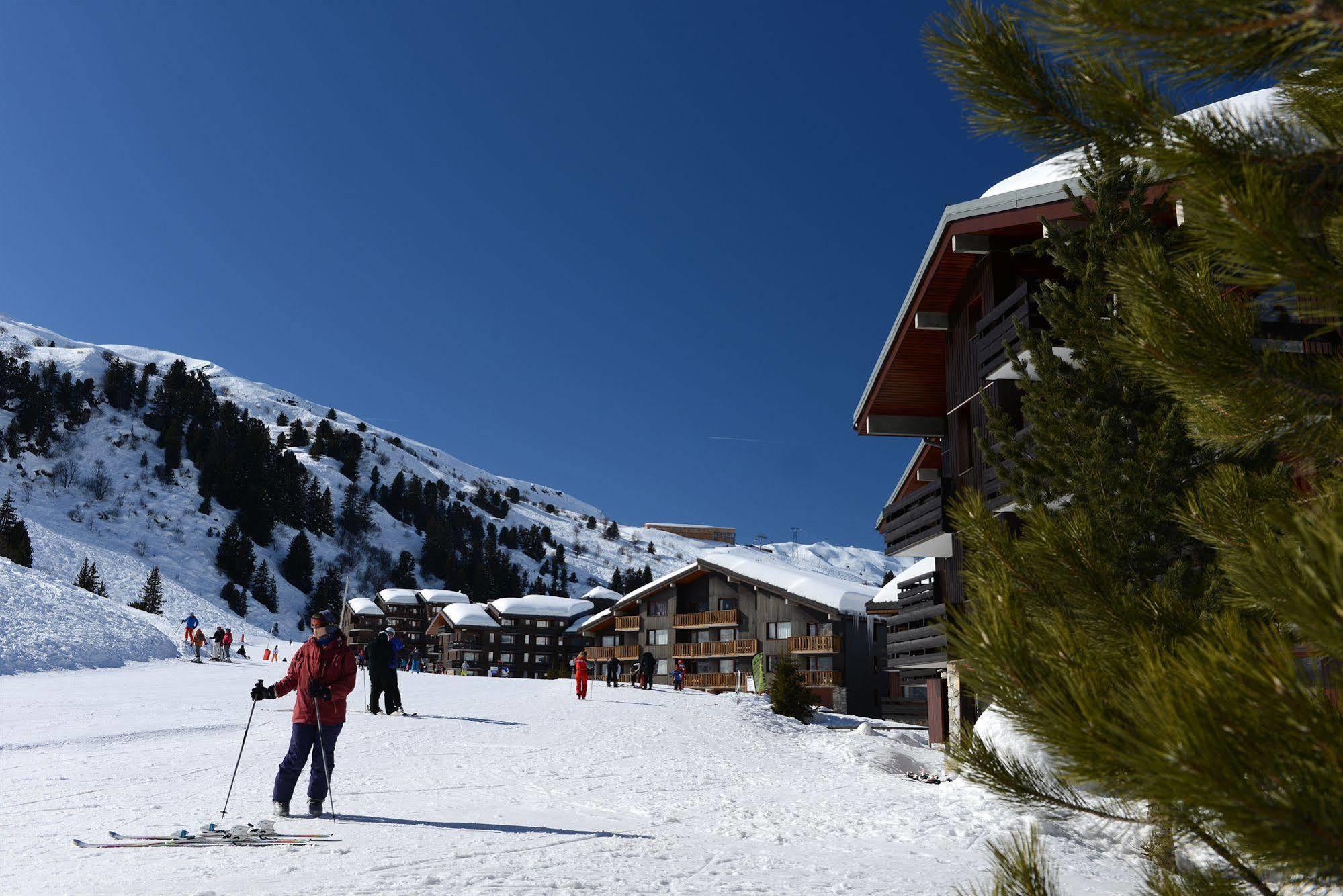 Résidence Odalys Le Hameau du Mottaret Méribel Esterno foto